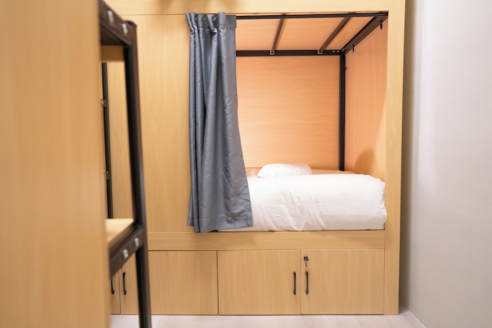 Basic Shared Dormitory, Women only, Non Smoking photo 1