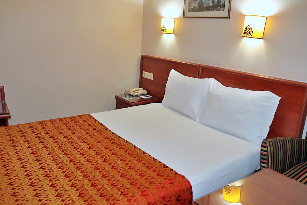Economy Room, 1 Double or 2 Twin Beds photo 1