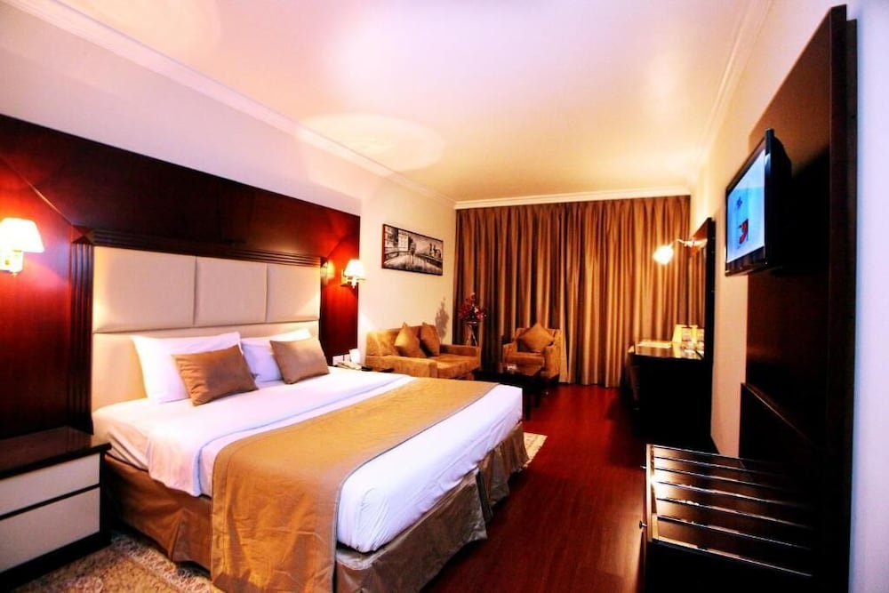 Deluxe Double Room, City View