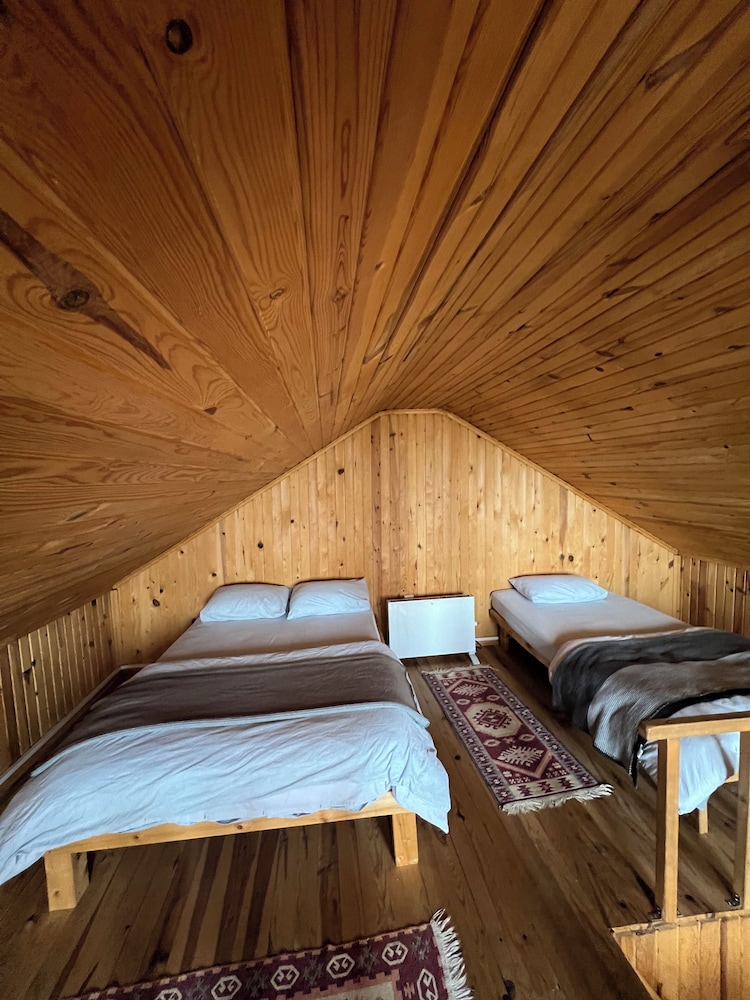 Bungalow photo 1