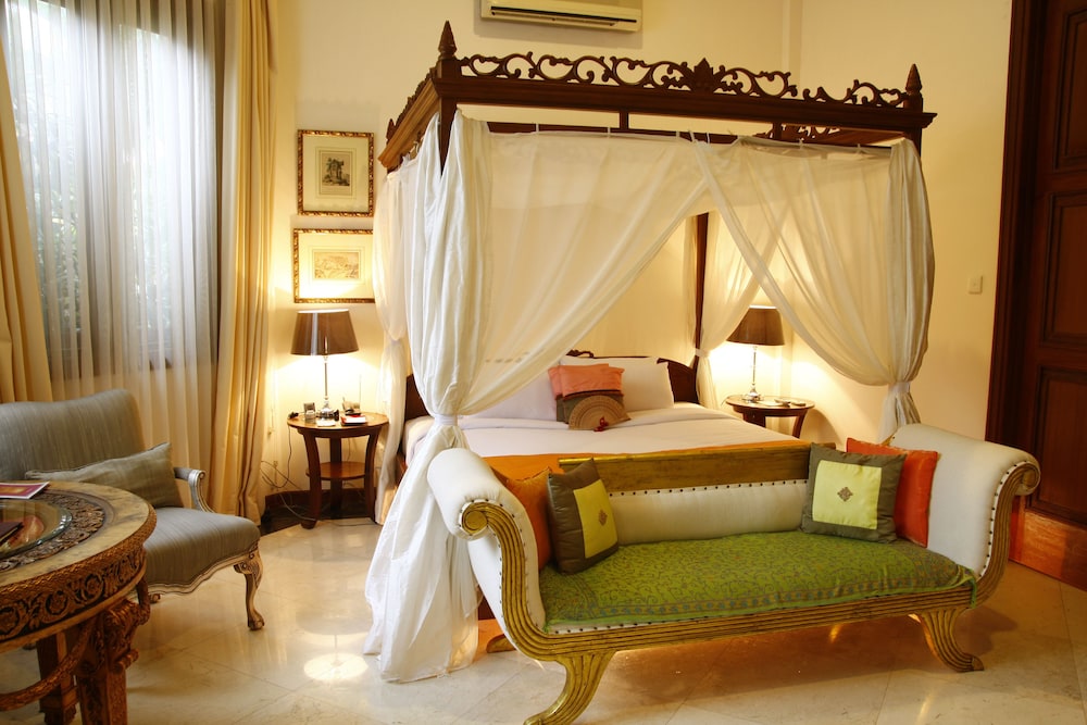 Royal Suite - Photo 2