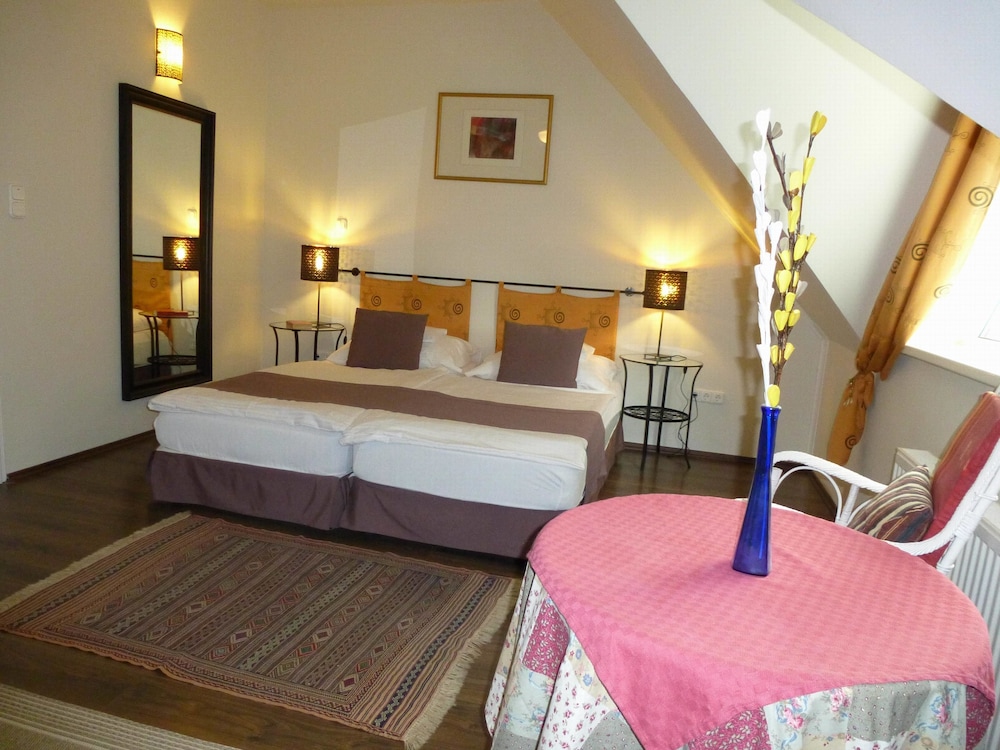 Comfort Double or Twin Room