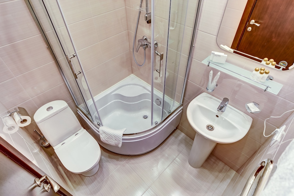 Standard Double or Twin Room, Refrigerator photo 2