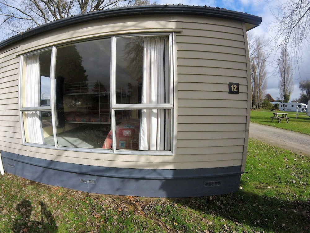 Standard Cabin 12