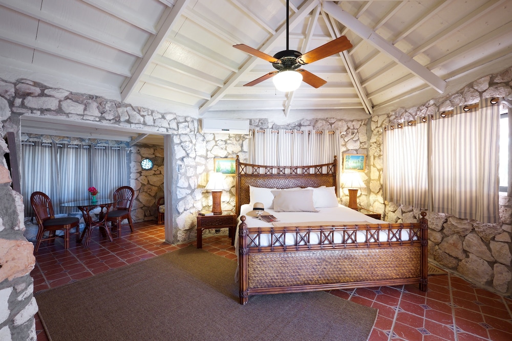 Coconut Palm Cottage