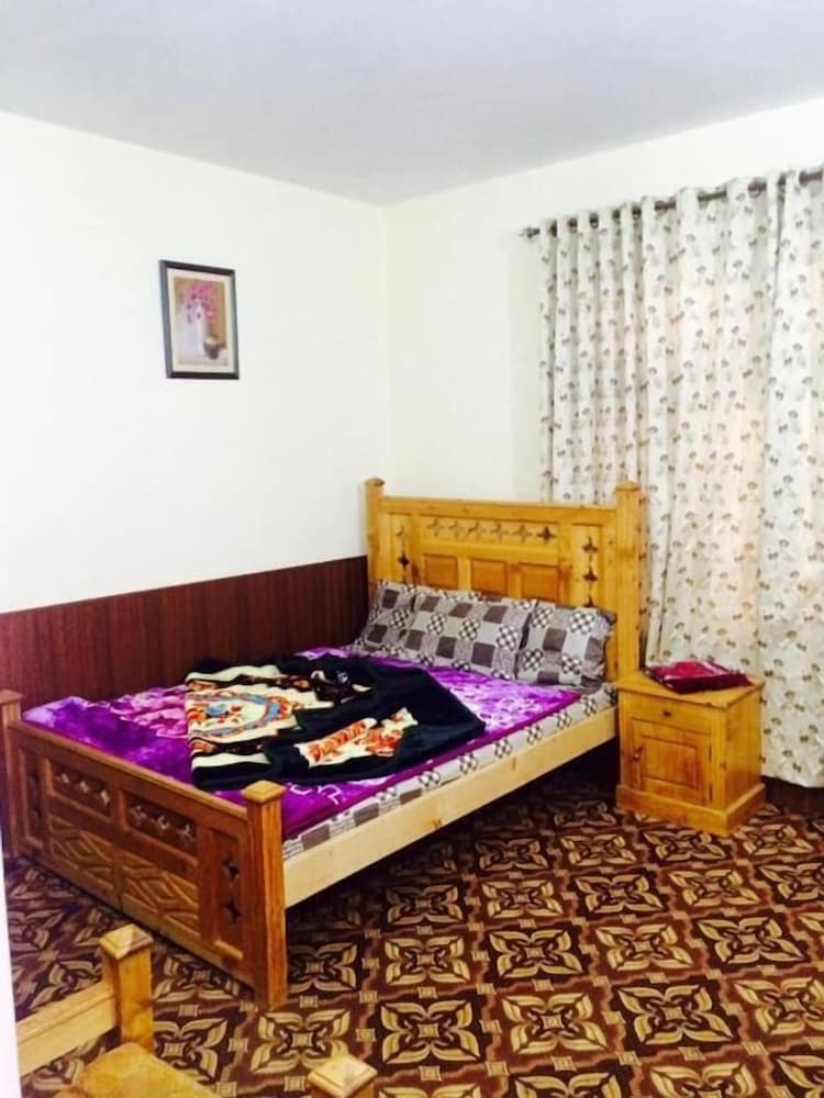Standard Double Room - Photo 5
