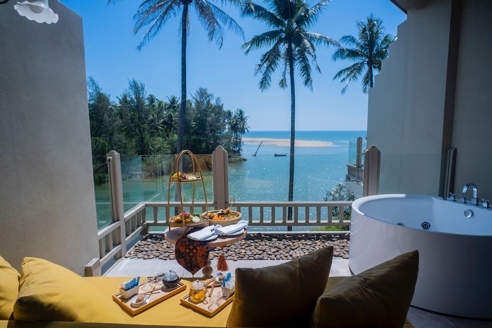 Seaside Junior Suite with Jacuzzi photo 2