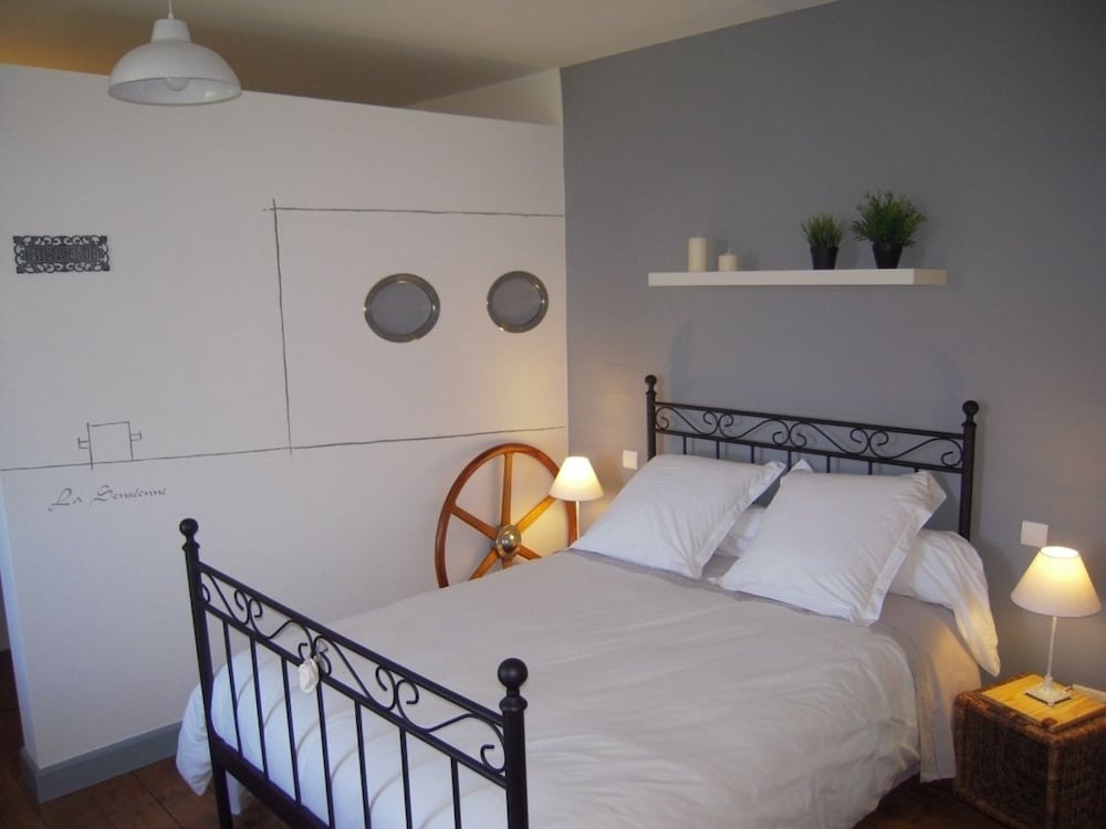 Triple Room (Senséenne) photo 2