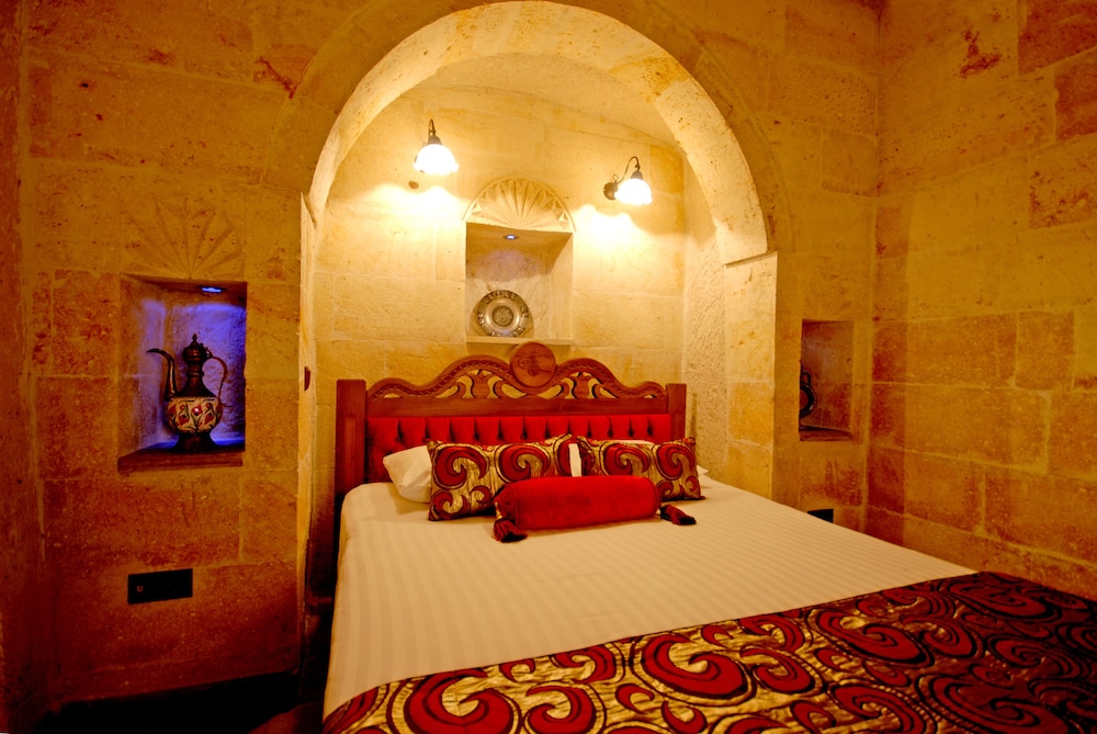 Deluxe Room - Photo 8