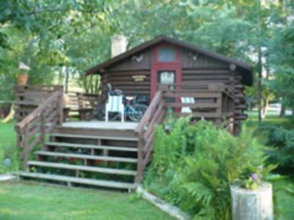 Northern Lights Cabin photo 2