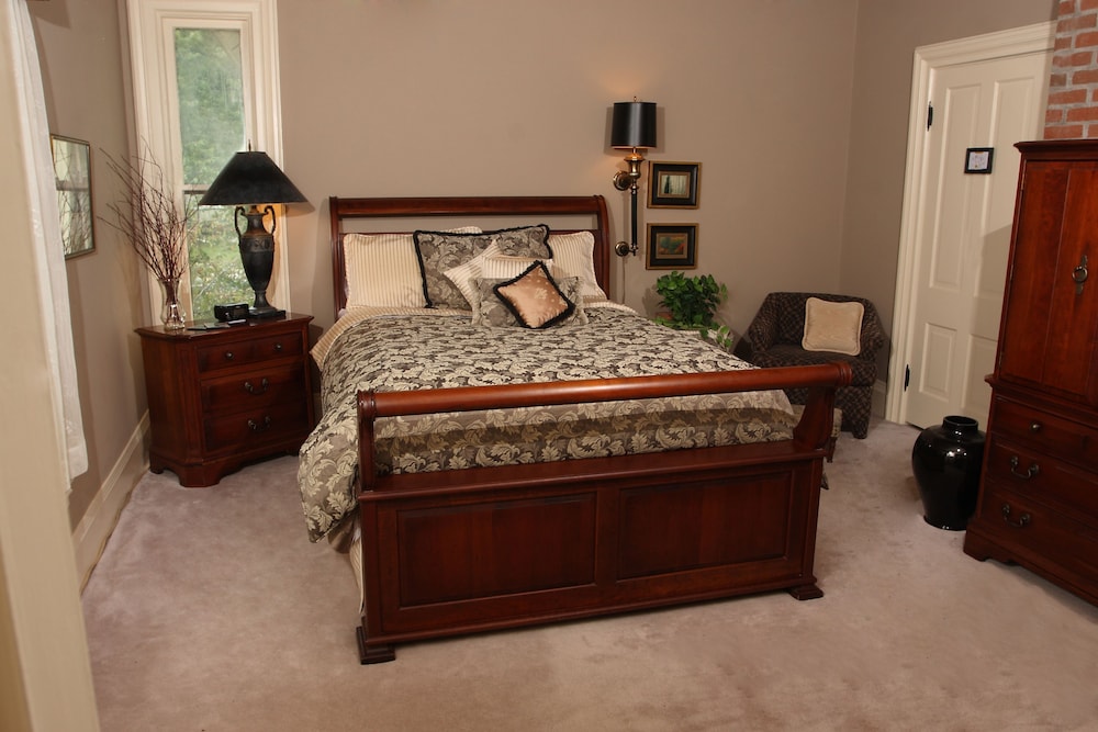 Deluxe Suite, 1 Queen Bed photo 1