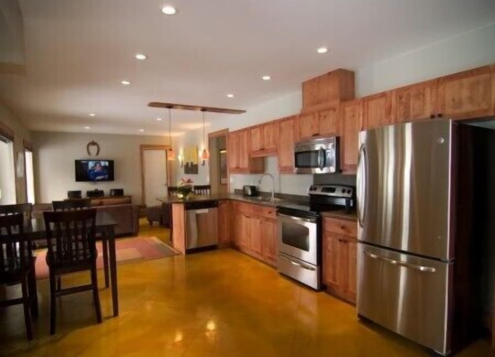 Sun Suite photo 3