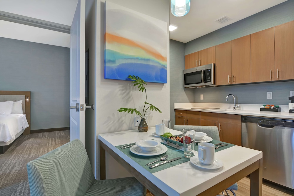 Suite, 2 Queen Beds, Accessible, Bathtub (Mobility & Hearing) photo 3