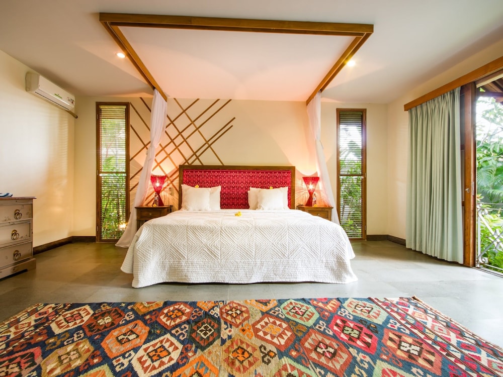 Superior Villa