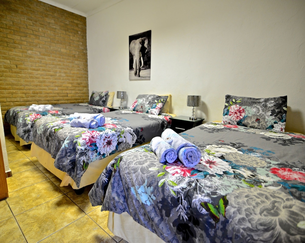 Standard Twin Room, 1 Bedroom photo 2