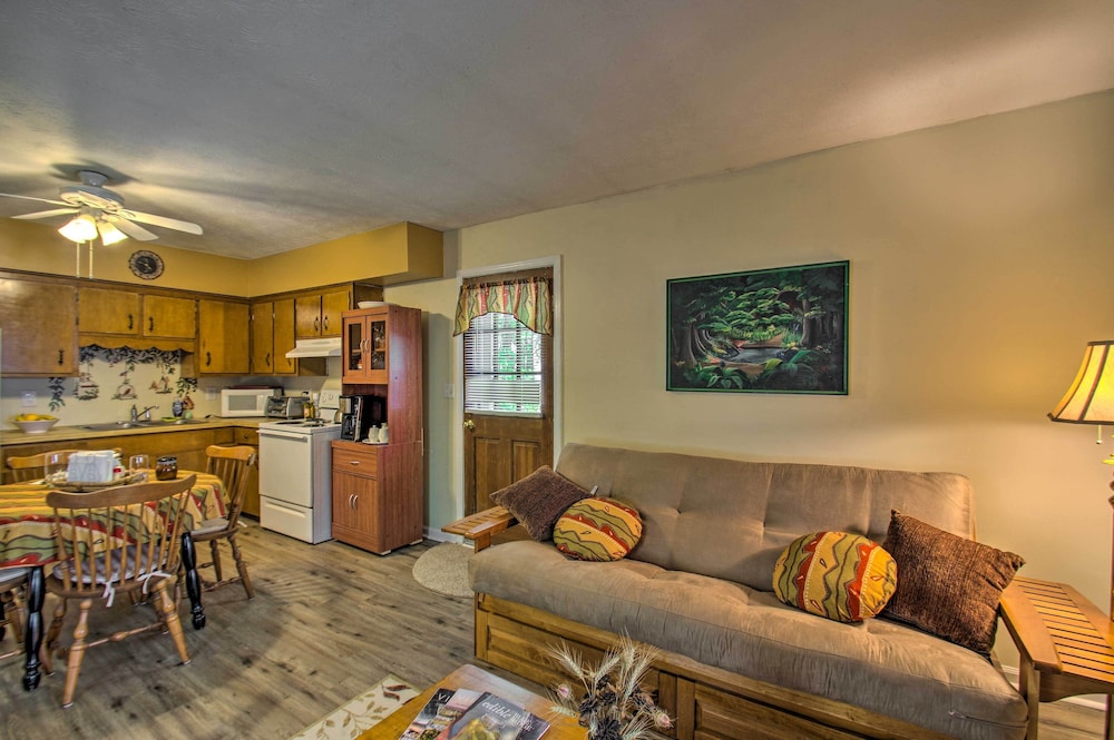House (2 Bedrooms) photo 2