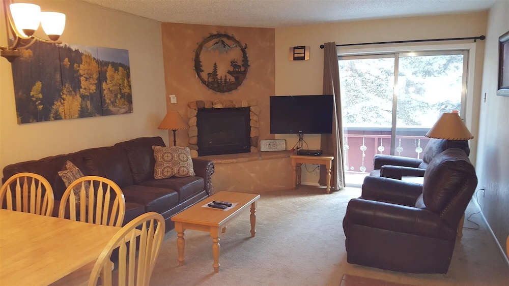 20C - 3 Bedroom Condo