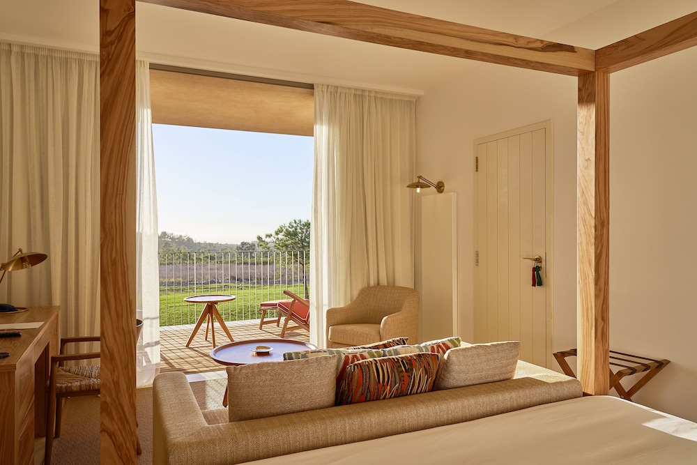 Ocean View Premium Room with Balcony - Photo 1