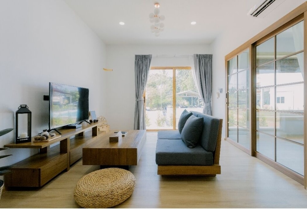 Japanese Room (Free Drop Off to Airport) - Photo 7