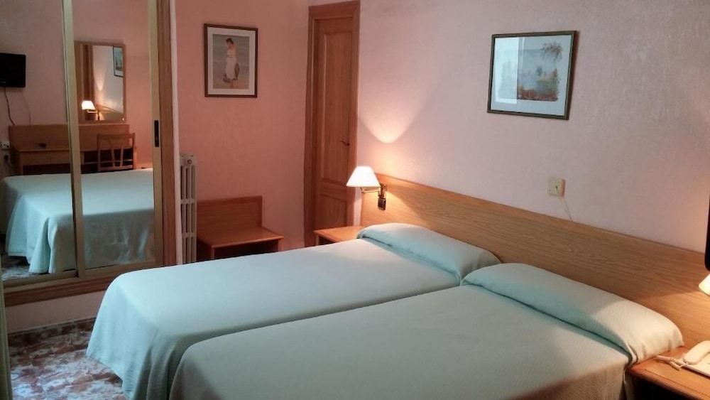 Habitación Doble o con Dos Camas