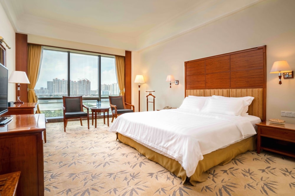 Deluxe Double Room, River View