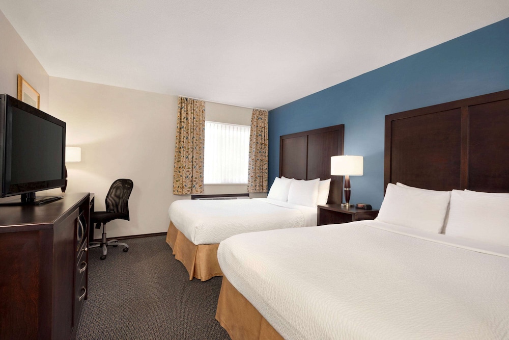 Standard Room, 2 Queen Beds, Non Smoking (Efficiency) - Photo 1