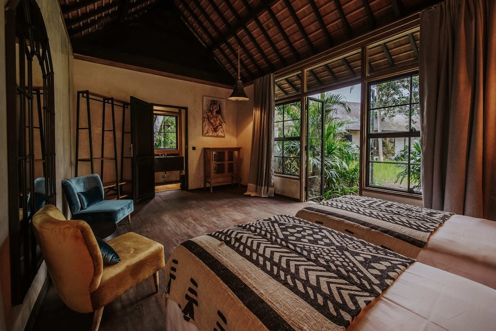 Villa, 5 Bedrooms, Smoking, Private Pool