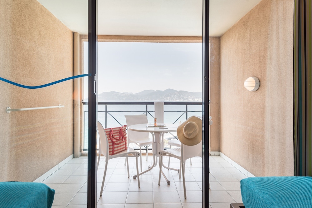 Studio 4 people - 1 sleeping alcove - Air-conditioned - Terrace or balcony - Sea view - Photo 2