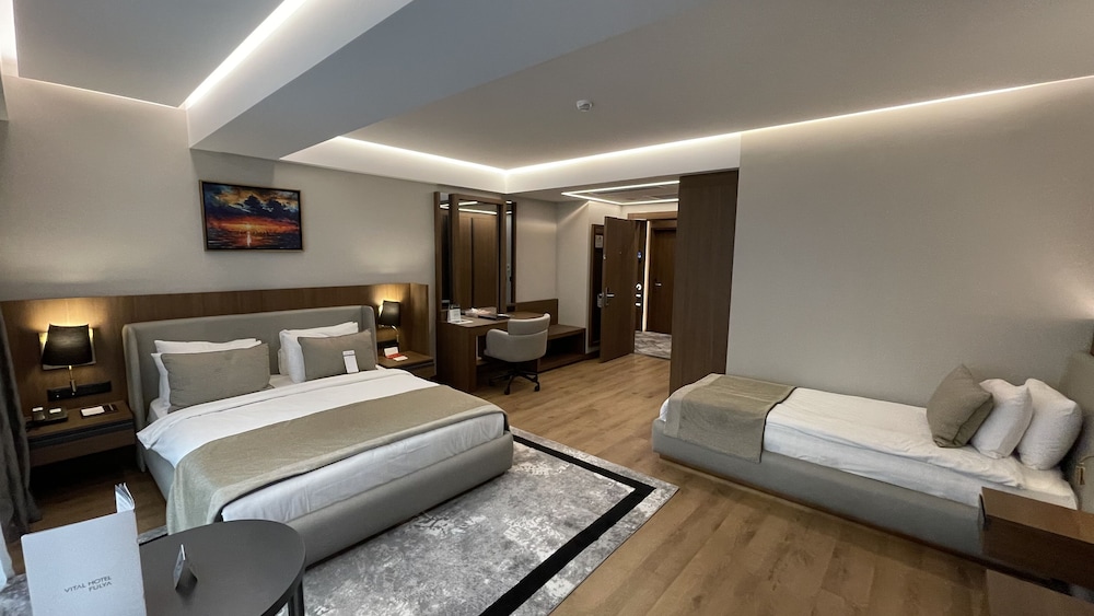 Deluxe Triple Room