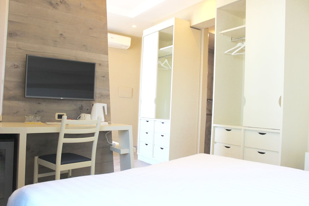 Deluxe Double Room, Non Smoking, Sea View - Photo 20
