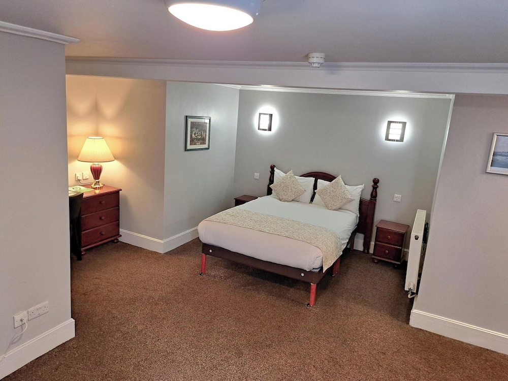 Standard Double Room - Photo 3