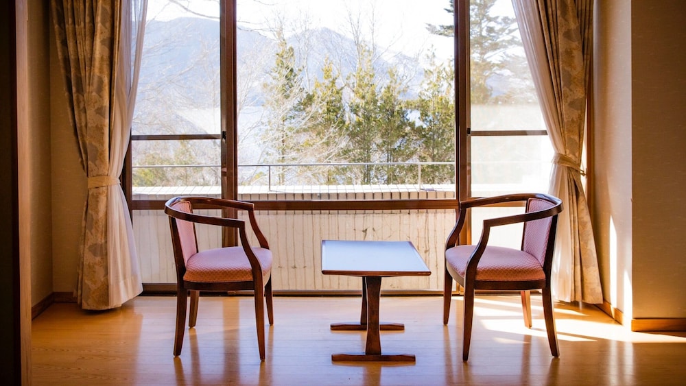 Japanese Style Room, Shared Bathroom, Mountain View - Photo 16