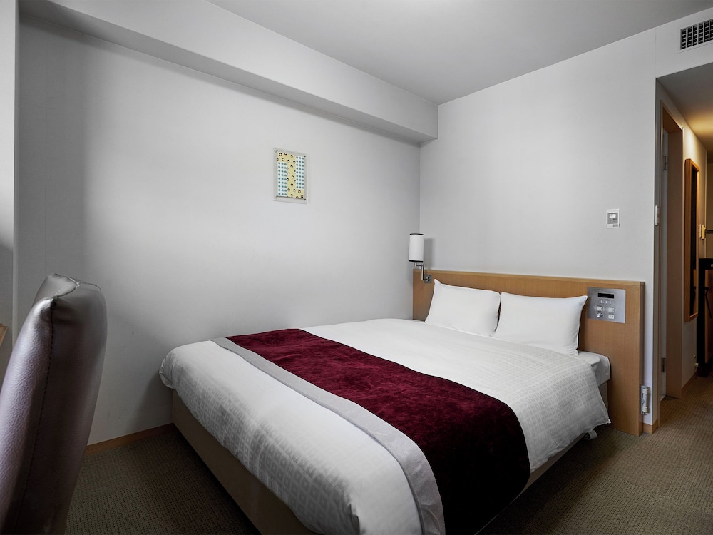 Moderate Queen Room, Non Smoking (20 sqm) [20min by train from Hiroshima Station]