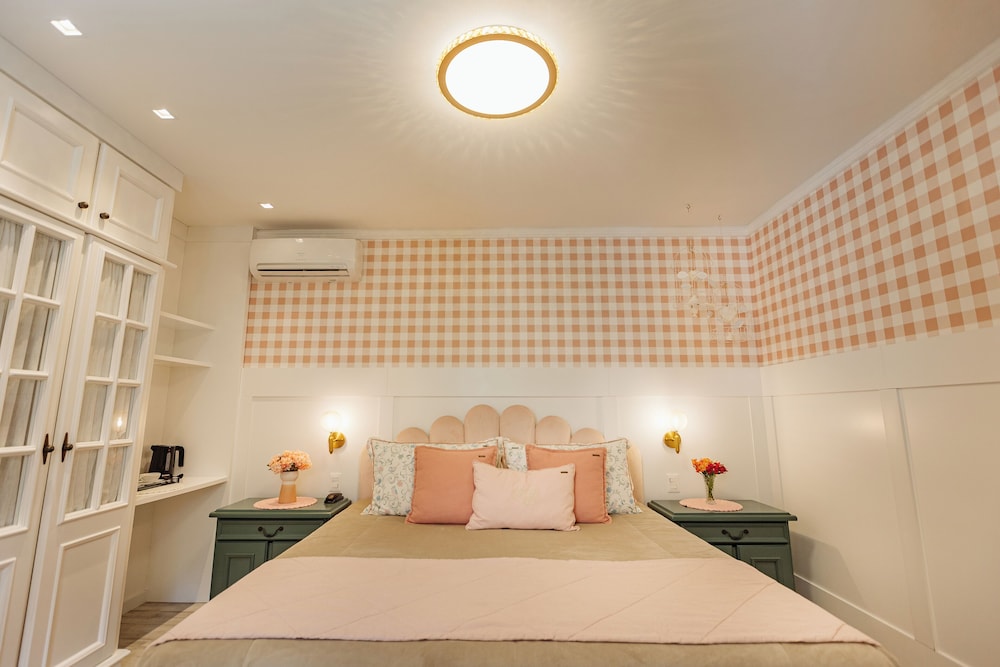 Suite with Balcony