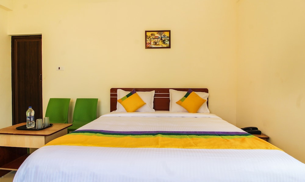 Deluxe Room - Photo 6