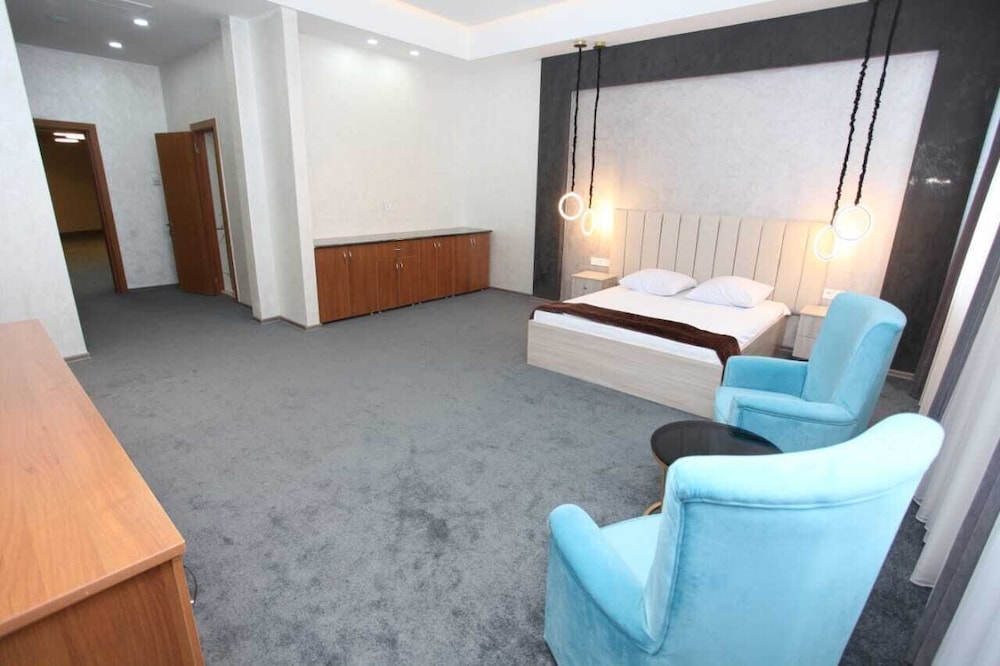 Suite photo 1