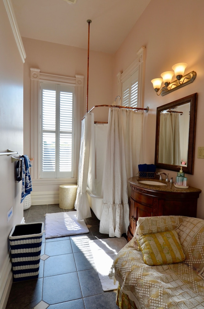 Garden Room | Private Bathroom Upgrade photo 3