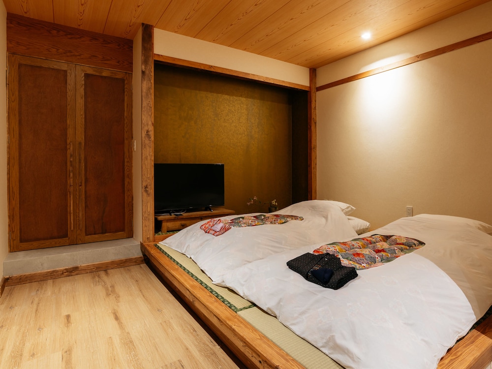 Omeshi Triple Room photo 1