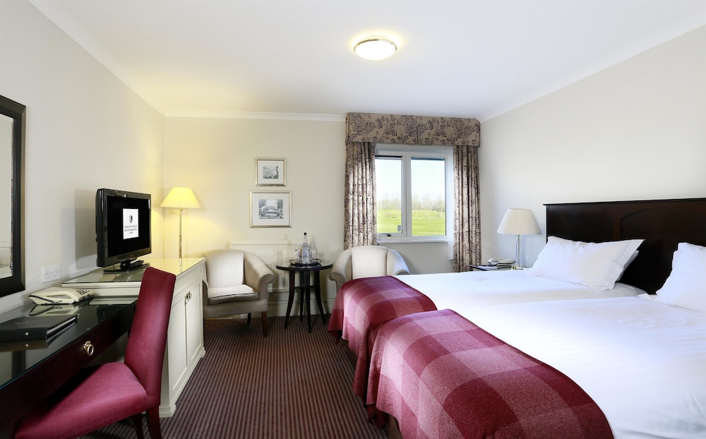 Standard Room, 2 Twin Beds (Standard Twin) - Photo 1