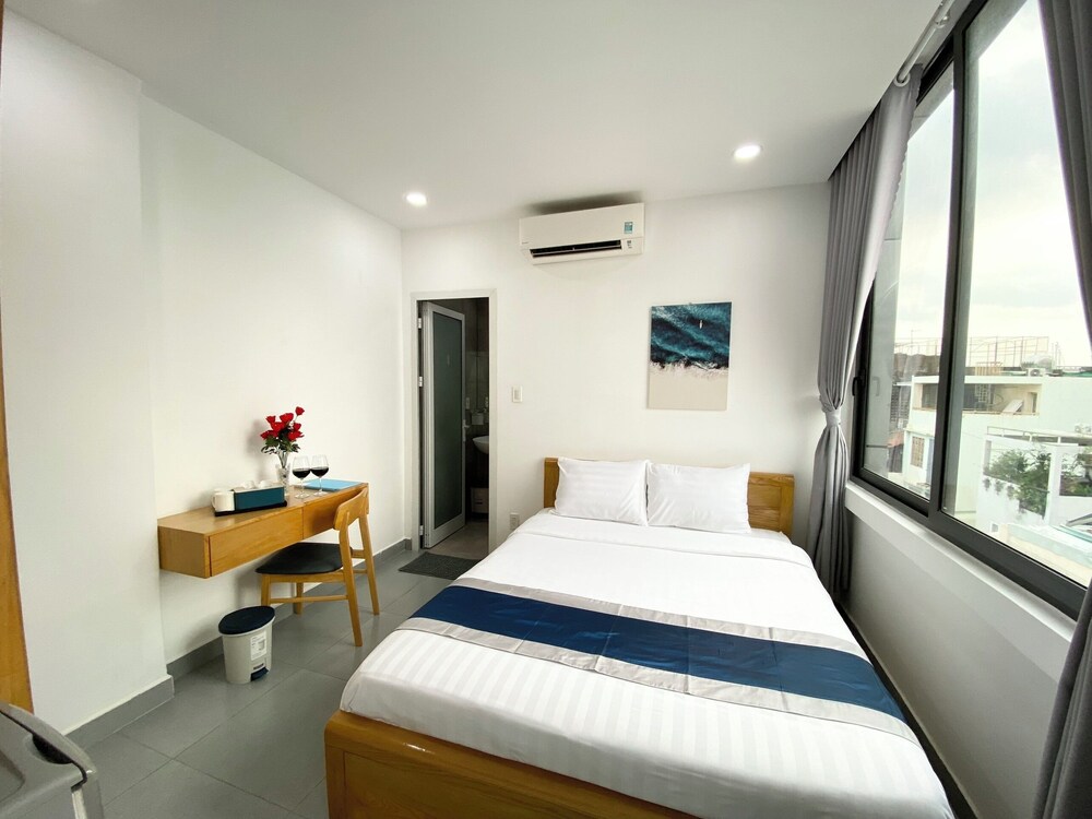 Deluxe Double Room, City View