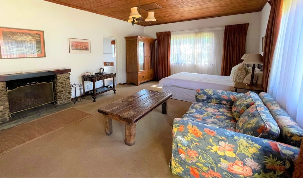 Family Room photo 3