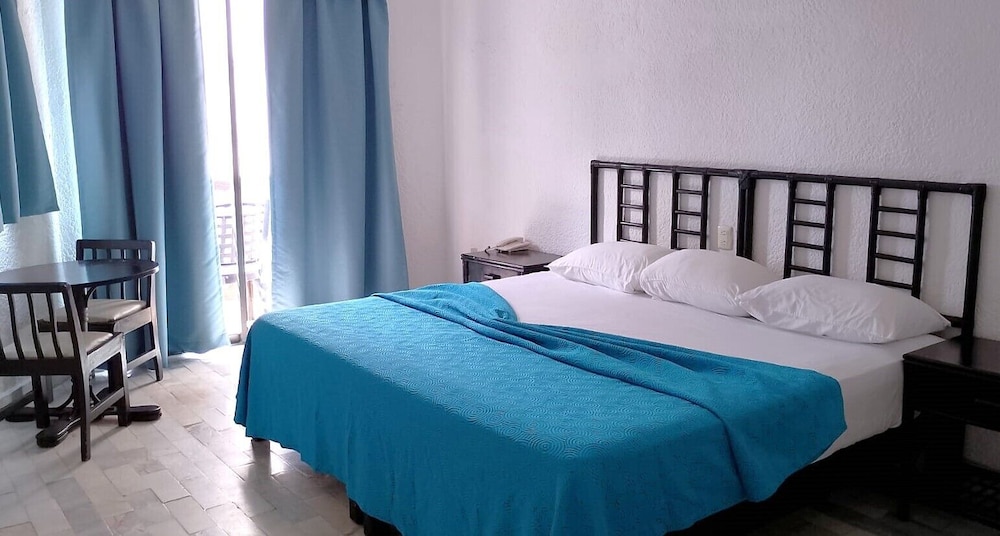 Standard Room - Photo 1