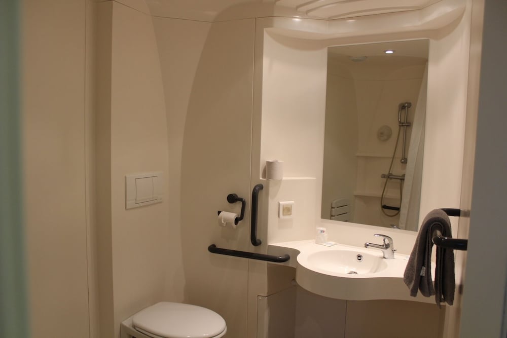 Double Room - Photo 4