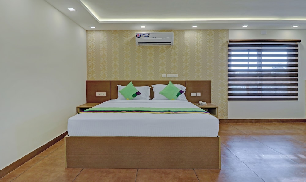 Deluxe Room - Photo 7