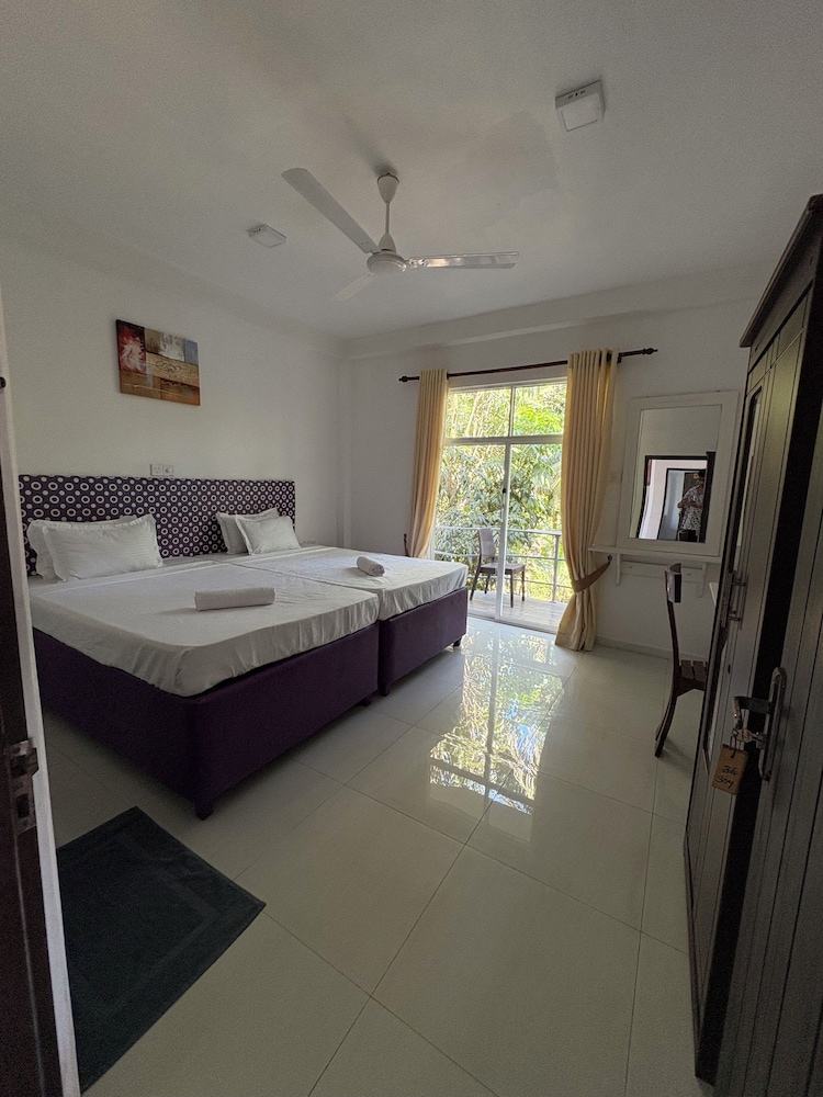 Deluxe Double Room, Garden View photo 1