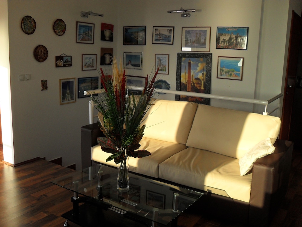 Luxury Duplex, 1 Queen Bed with Sofa bed, Jetted Tub, Sea View photo 3
