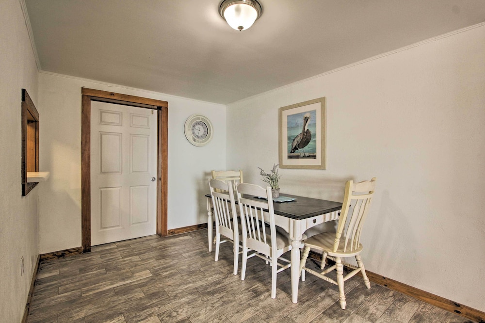 House (2 Bedrooms) photo 2