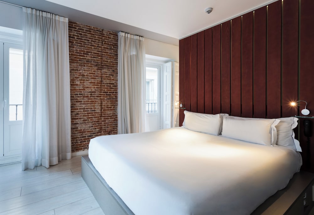 Premium Double Room - Photo 1