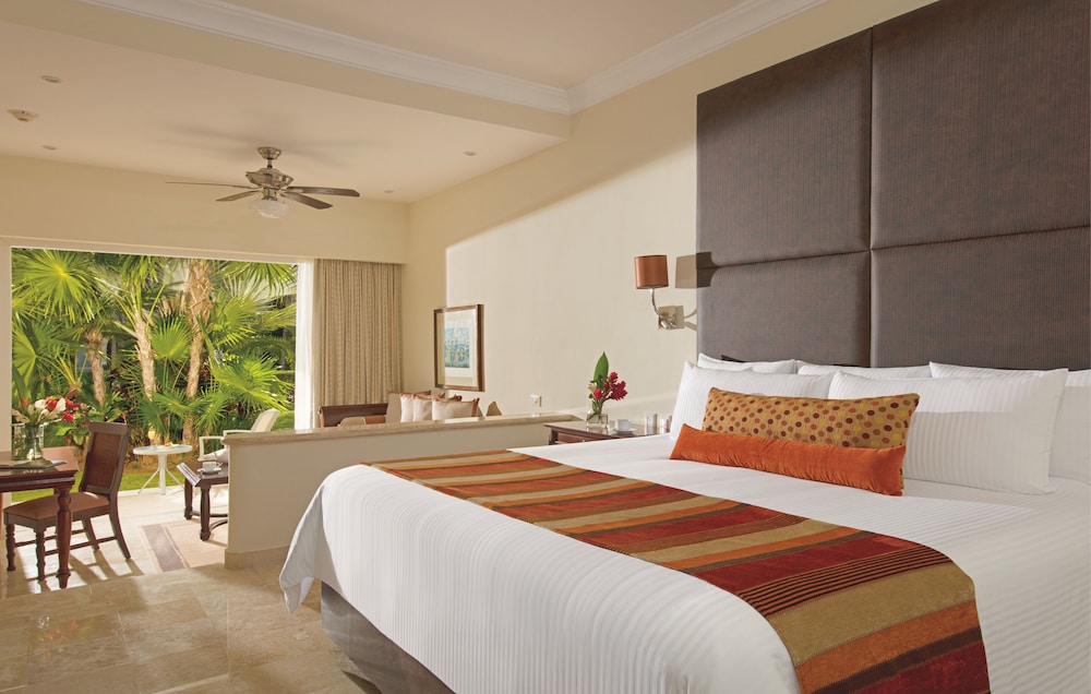 Preferred Club Junior Suite Garden View King