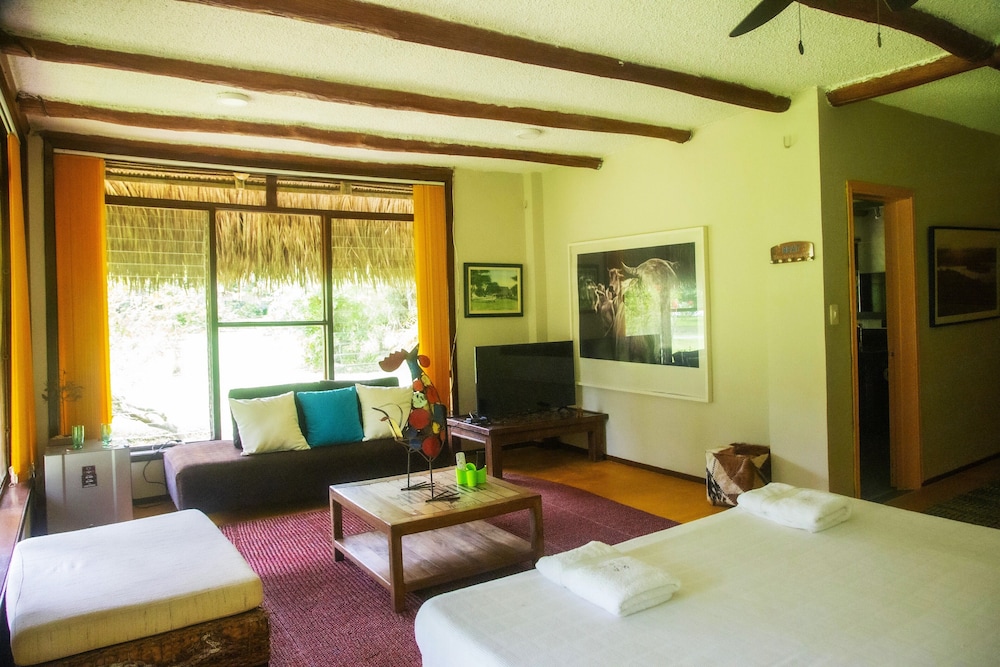 Deluxe Room, Garden View photo 2